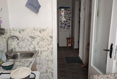 Apartament cu 3 camere decomandat în Humulești - 8