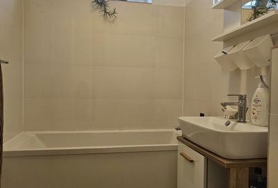 Apartament cu 4 camere decomandat în Sud - 9