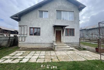 Apartament cu 4 camere semidecomandat în Central - 6