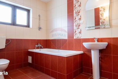 Casă cu 5 camere cu Teren 420 Mp în Dobroești - 6