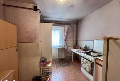 Apartament cu 2 camere semidecomandat, mobilat în Complex Studențesc - 2