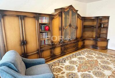 Apartament 3 camere de inchiriat Bulevardul Dacia - 1