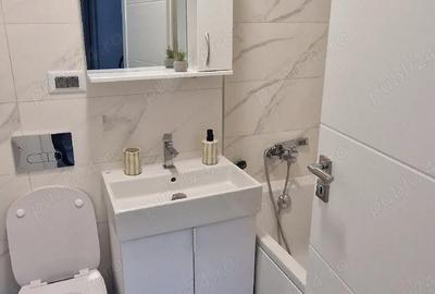 Garsonieră decomandată în Central - 8