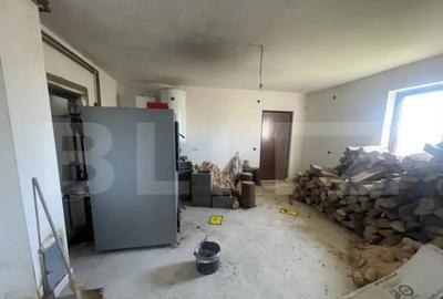 Casă cu 7 camere cu Teren 1300 Mp în Central - 7