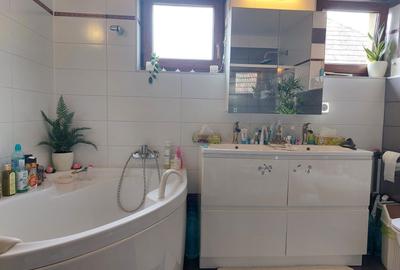 Casa individuala, cu garaj, teren 917 mp, in Andrei Muresanu - 27