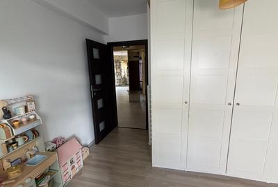 Apartament cu 3 camere decomandat, mobilat în Energia - 9