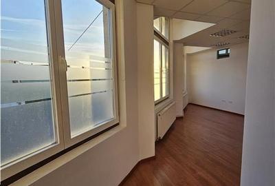 Cladire Birouri - 900 mp - Piata Cibin - Clinica Medicala - IT - Servicii - 11