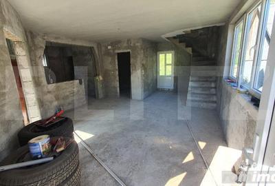 Casă cu 5 camere cu Teren 1000 Mp în Central - 11