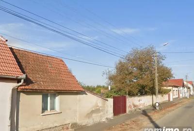 Casa ?i teren intravilan -zona Caraiman-pret negociabil - 1