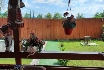 Unguras, casa , 6 ari teren - 2