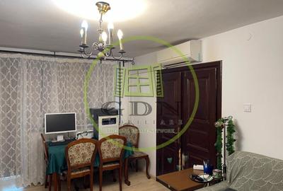 Casă individuală cu 6 camere cu Canalizare în Central - 18