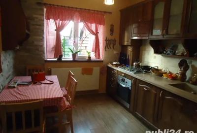 Casă cu 2 camere cu Teren 244 Mp în Corunca