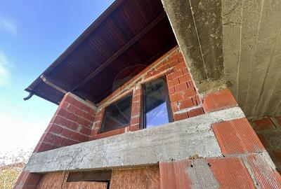 Casa la ro?u de vanzare in Satulung - 5