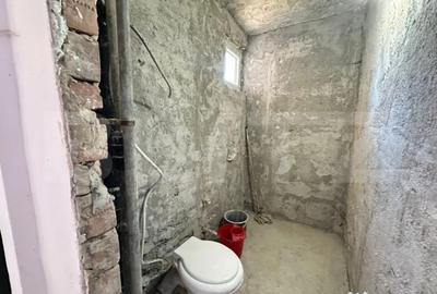 Apartament cu 3 camere semidecomandat în Central - 4