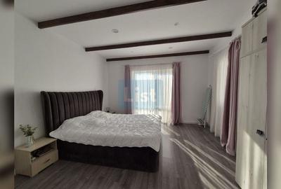 Casă cu 4 camere cu Canalizare în Dezmir - 9