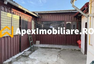 Casă cu 3 camere cu Canalizare în Progresul