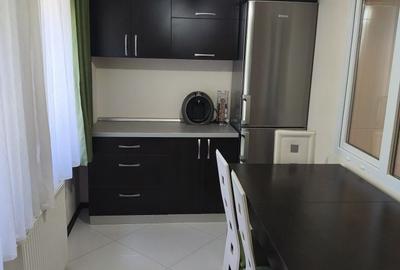 Apartament cu 3 camere semidecomandat în Central - 5