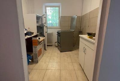Apartament cu 2 camere decomandat în Gorjului - 10