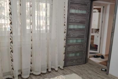 Apartament cu 2 camere decomandat în Nicolina - 2