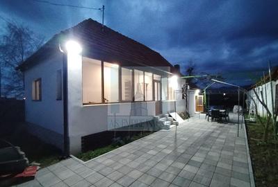 Se vinde casa renovata Tarlungeni, teren ~550mp - 9