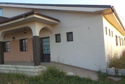 Spatiu Comercial (Botarlau drum Expres Focsani - Braila) - 2