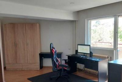 Apartament 1 camera, 40 mp, zona Piata Marasti, balcon 6 mp, etaj 1/8 - 1