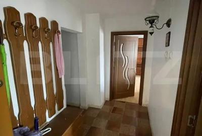 Apartament cu 3 camere decomandat, mobilat în George Enescu