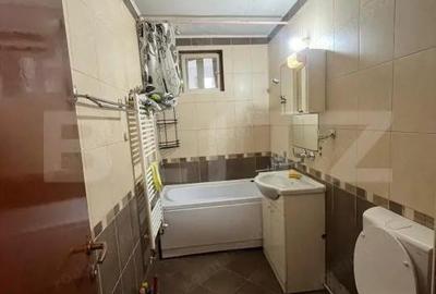 Apartament cu 3 camere semidecomandat în Central - 2