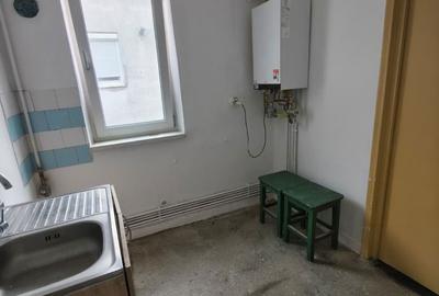 Apartament cu 2 camere în Traian - 2