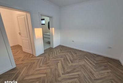Casă cu 4 camere cu Teren 455 Mp în Central