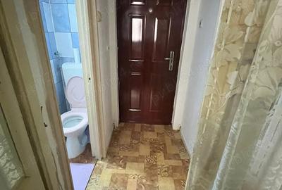 Apartament cu 3 camere semidecomandat în Periferie - 10