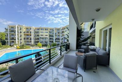 Apartament duplex modern, spatios cu vedere care piscina si parc - 1