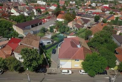 Casa individuala de vanzare,  zona Marasti
