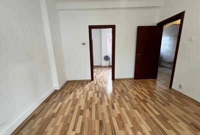 Unirii-Maximilian Popper, 2 camere in bloc Art Deco, - 3