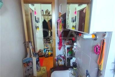 Garsonieră decomandată, mobilată în Sălăjan - 9