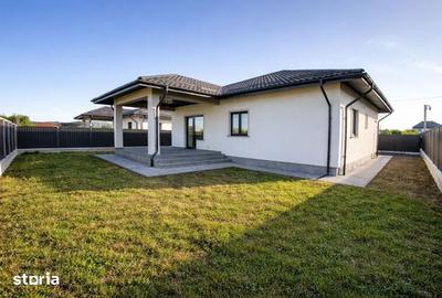 Casă cu 4 camere cu Teren 400 Mp în Dancu - 5
