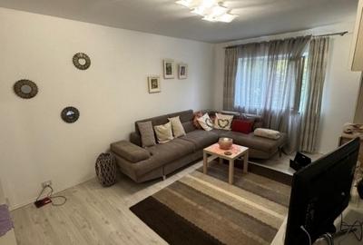Etaj 2 Ap 2 Camere 52mp Decomandat zona Nicolina