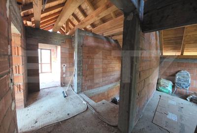 Teren 10 ari cu casa la rosu 240 mp, plus garaj-Valea Rusului, panorama oras - 12