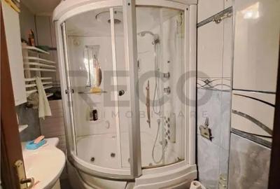 Apartament cu 3 camere decomandat în Bâlc - 4