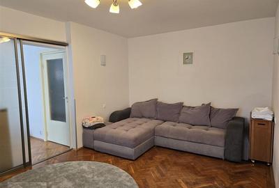 Stefan cel Mare , apartament 3 camere, etajul 2/10, constructie 1980 - 3