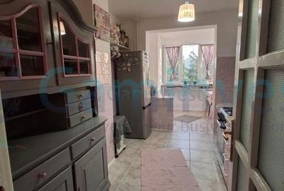 Apartament cu 4 camere decomandat, mobilat în Sânmartin - 3