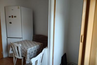 Apartament cu 4 camere decomandat, mobilat în Girocului - 9