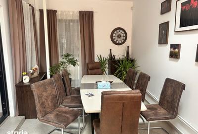 Casă cu 8 camere cu Teren 140 Mp în 13 Septembrie