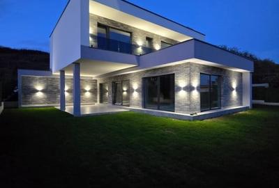 Casă individuală cu 4 camere în Baciu