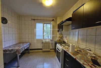 Apartament cu 4 camere aproape de pia?a agroalimentara Tit - 4