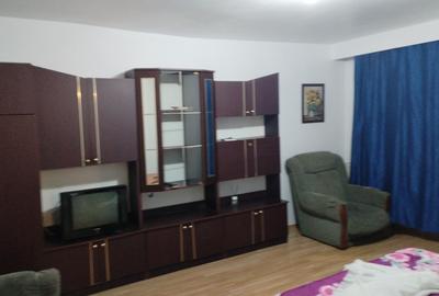 Garsoniera de inchiriat - 3