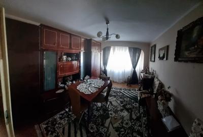 Apartament cu 4 camere decomandat, mobilat în Central - 2