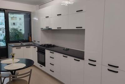 Apartament cu 2 camere semidecomandat în Micro 17 - 2