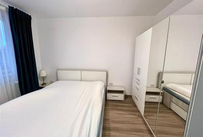 Apartament cu 2 camere decomandat, mobilat în Tractorul - 8