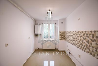 Apartament cu 3 camere | Etaj 3 | Proaspăt renovat, decomandat - 3